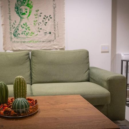 Mori Siciliani House Aparthotel Aci Castello Bagian luar foto