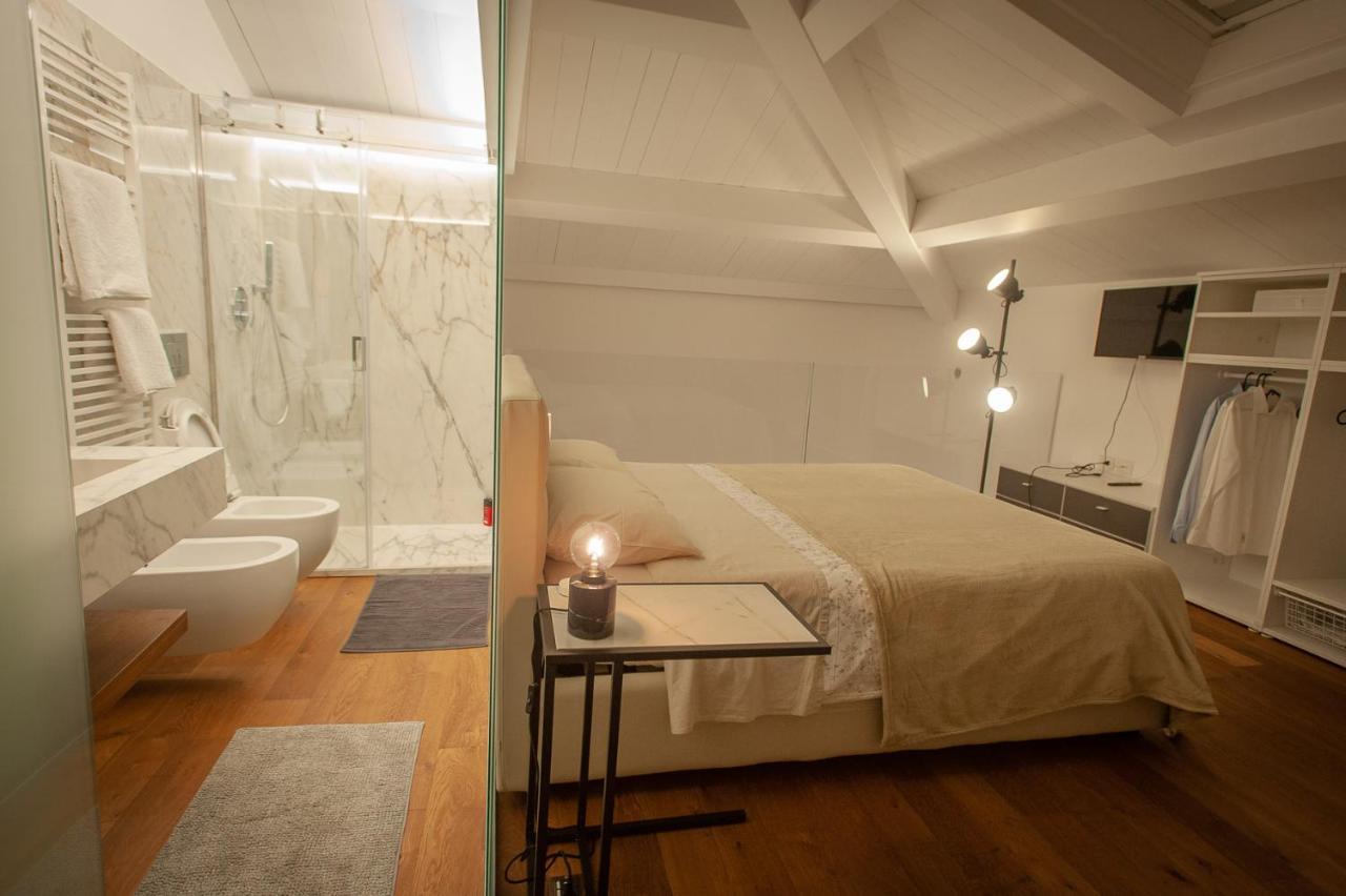 Mori Siciliani House Aparthotel Aci Castello Bagian luar foto