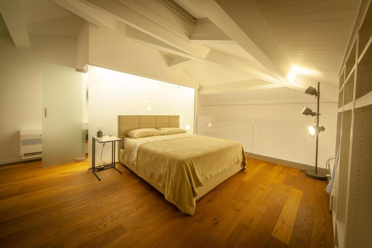 Mori Siciliani House Aparthotel Aci Castello Bagian luar foto